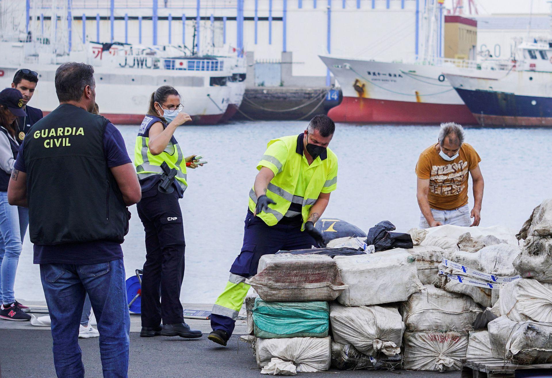 Na Kanarskim ostrvima pronađeno 2,9 tona kokaina: Sakrili ga u rezervoar za gorivo