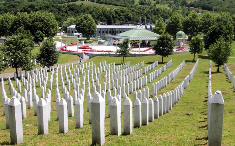 Memorijalni centar Srebrenica: Općina Bratunac nastavlja tamo gdje su stali Mladić i Deronjić