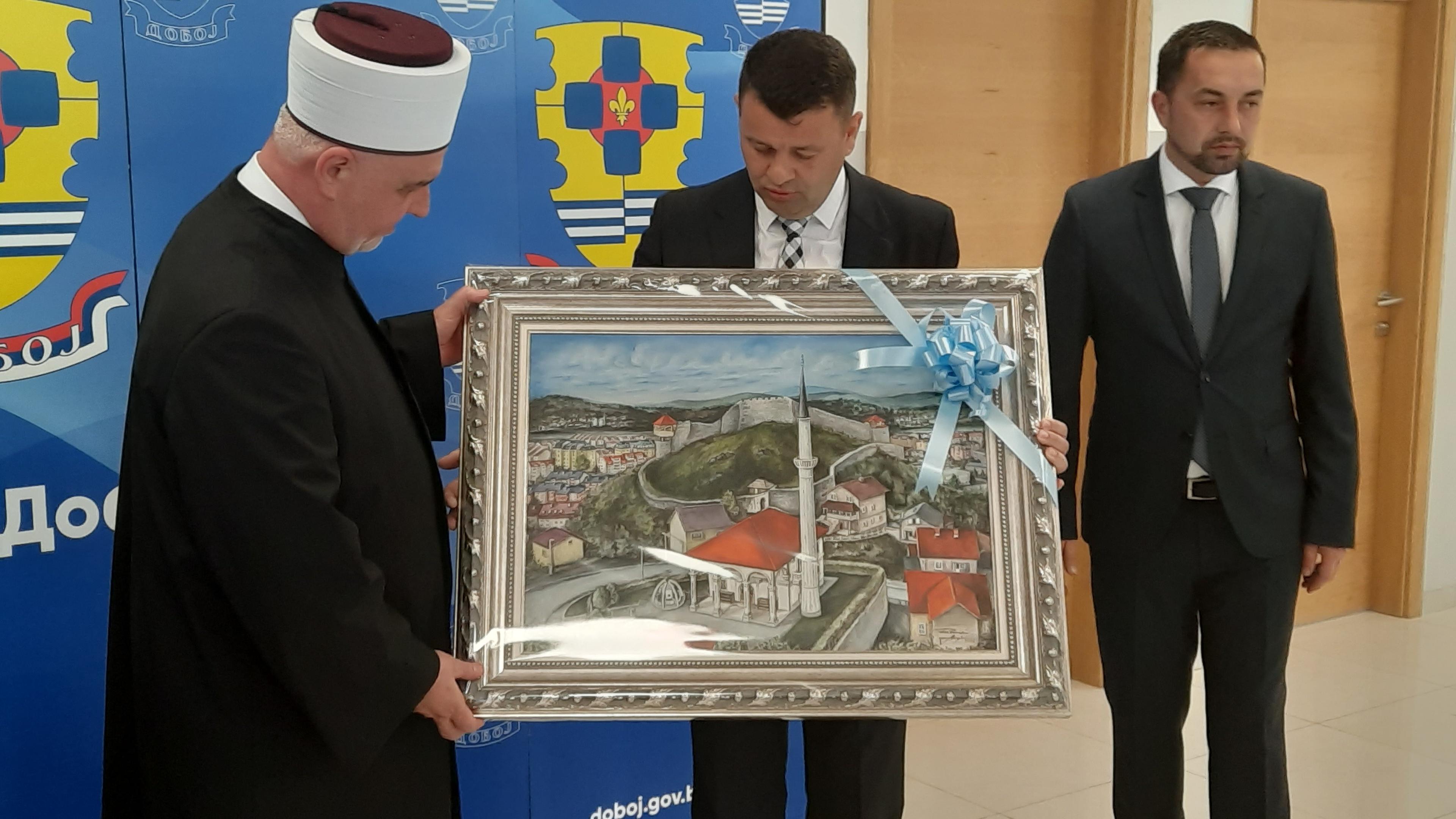 Reisu-l-ulema Husein efendija Kavazović posjetio čelnike grada Doboja - Avaz