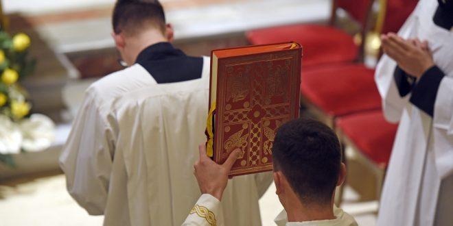 Skoro 200 svećenika osumnjičeno za zlostavljanje maloljetnika u Njemačkoj