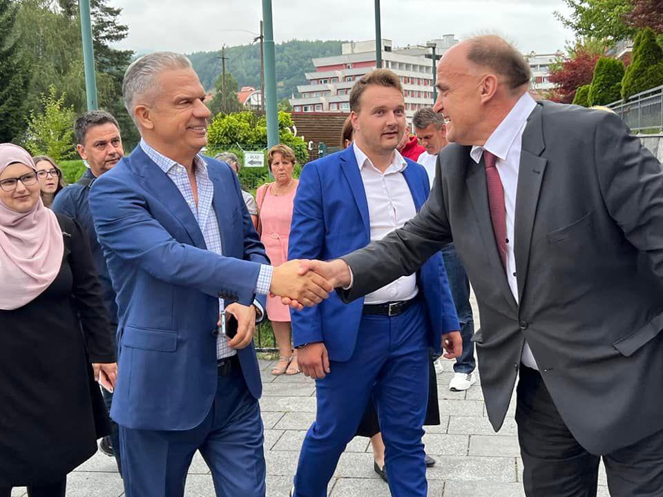 Radončić i Jupić: Bošnjaci sebi ne mogu dozvoliti da se pravi atmosfera linča prema najvišim predstavnicima OHR-a, Brisela i Vašingtona - Avaz