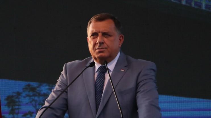 Dodik: Naveo da će naredne sedmice penzionerima biti isplaćeno po 100 KM pomoći - Avaz
