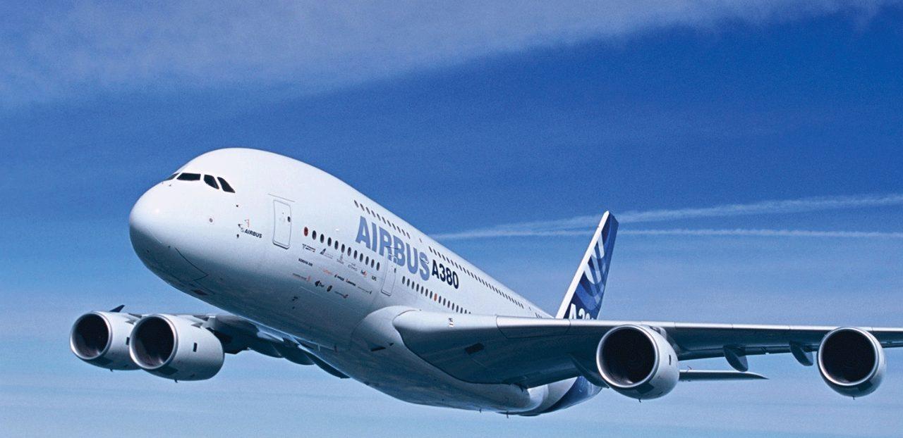 Avion Airbus A380 - Avaz
