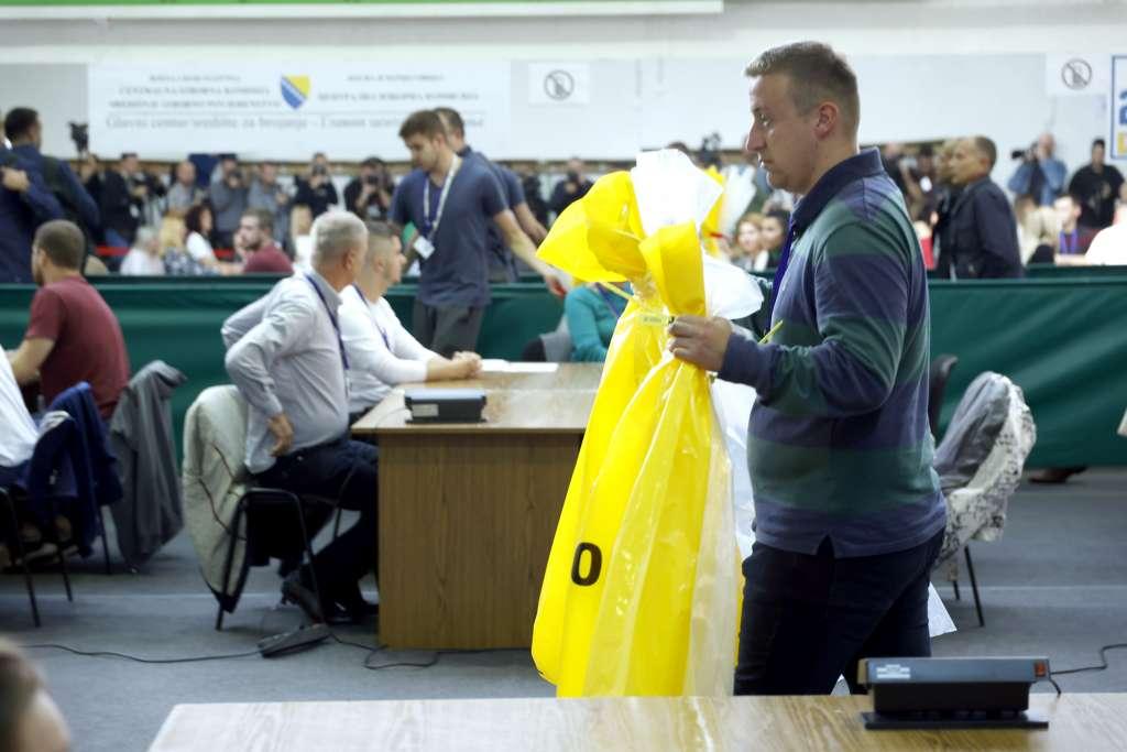 CEC BiH issues another order to the Main Counting Center