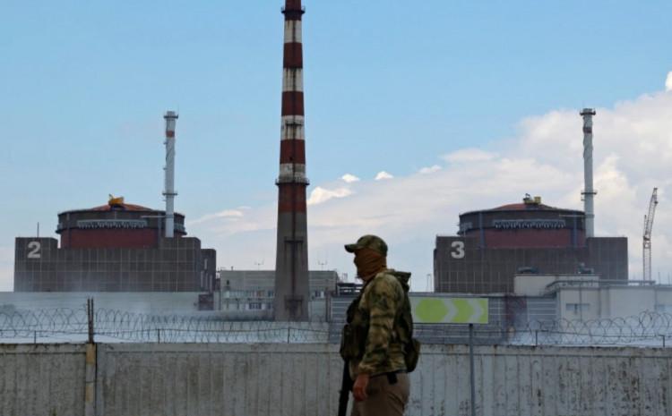Vojnik ispred nuklearne elektrane - Avaz
