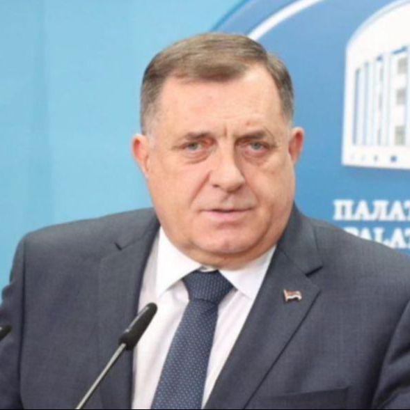 Dodik: Orbanu ću lično uručiti orden u februaru