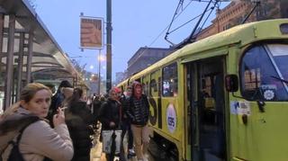 U Sarajevu brutalno napadnut vozač tramvaja: Muškarac ga udarao šakama po licu