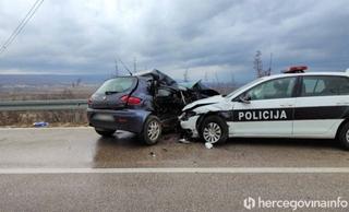 Teška nesreća kod Mostara: Poginuo muškarac, trojica policajaca povrijeđena