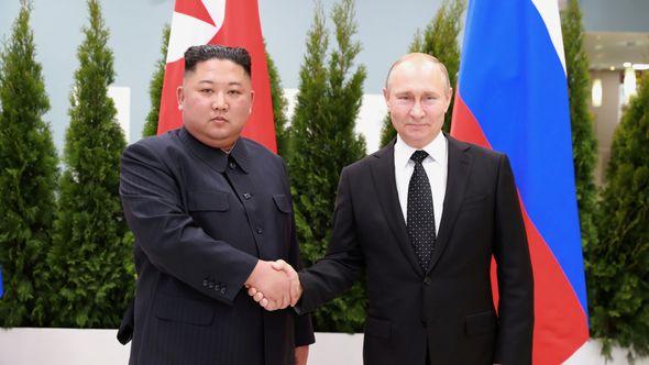 Kim Jong-un i Vladimir Putin - Avaz