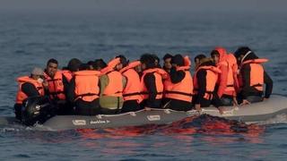 Prevrnuo se brod s migrantima u Lamanšu, jedna osoba poginula