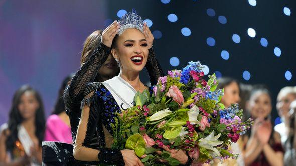 Miss Universe - Avaz