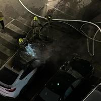 Sarajevo: U toku noći gorio automobil na parkingu