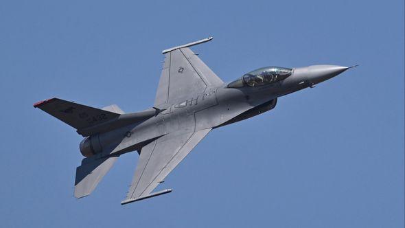 F16 - Avaz
