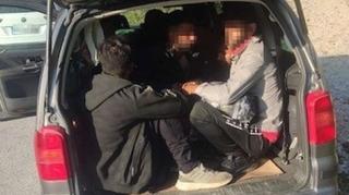 Pet osoba lišeno slobode zbog krijumčarenja 30 migranata
