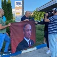 Skandalozno: Na skupu Dodikovih pristalica u Sarajevu Putinova slika!