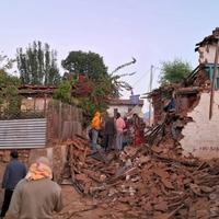 U razornom zemljotresu u Nepalu poginulo najmanje 137 ljudi