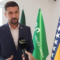 Damir ef. Peštalić: Je li bošnjačka politika opredijeljena za Srebrenicu?