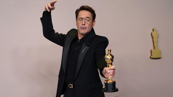 Robert Downey Jr. - Avaz