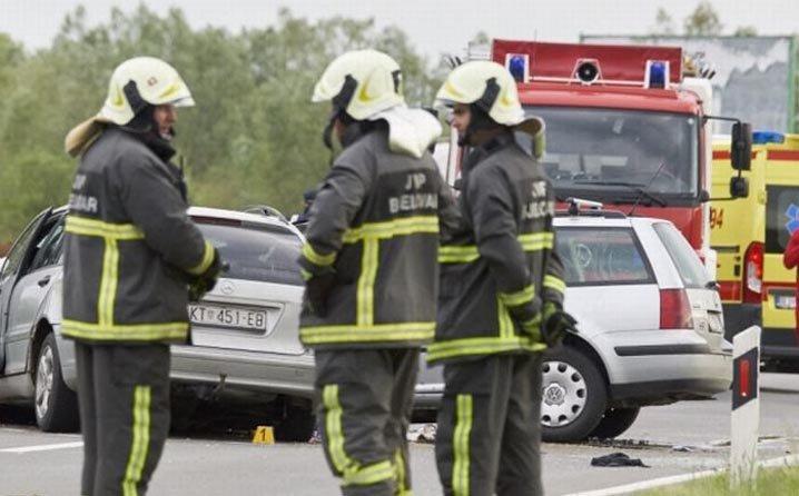 Tragedija u Bjelovaru | Stravičan frontalni sudar dva automobila, petero poginulih