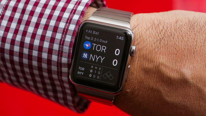 Apple predstavio novi Apple Watch, prvi pametni sat sa ugrađenim telefonom