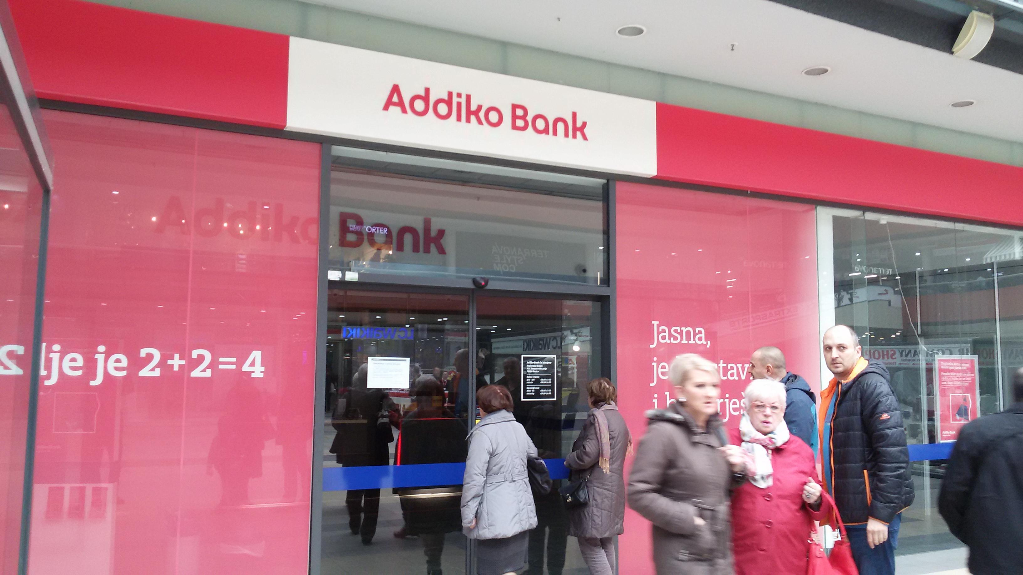 Udruženje „Švicarac“ nije realiziralo najavljenu „blokadu“: Poslovnice banke bile zatvorene
