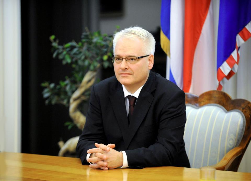 Josipović: Grabar-Kitarović treba dobro odmjeriti do koje mjere smije otvarati unutrašnje pitanje BiH