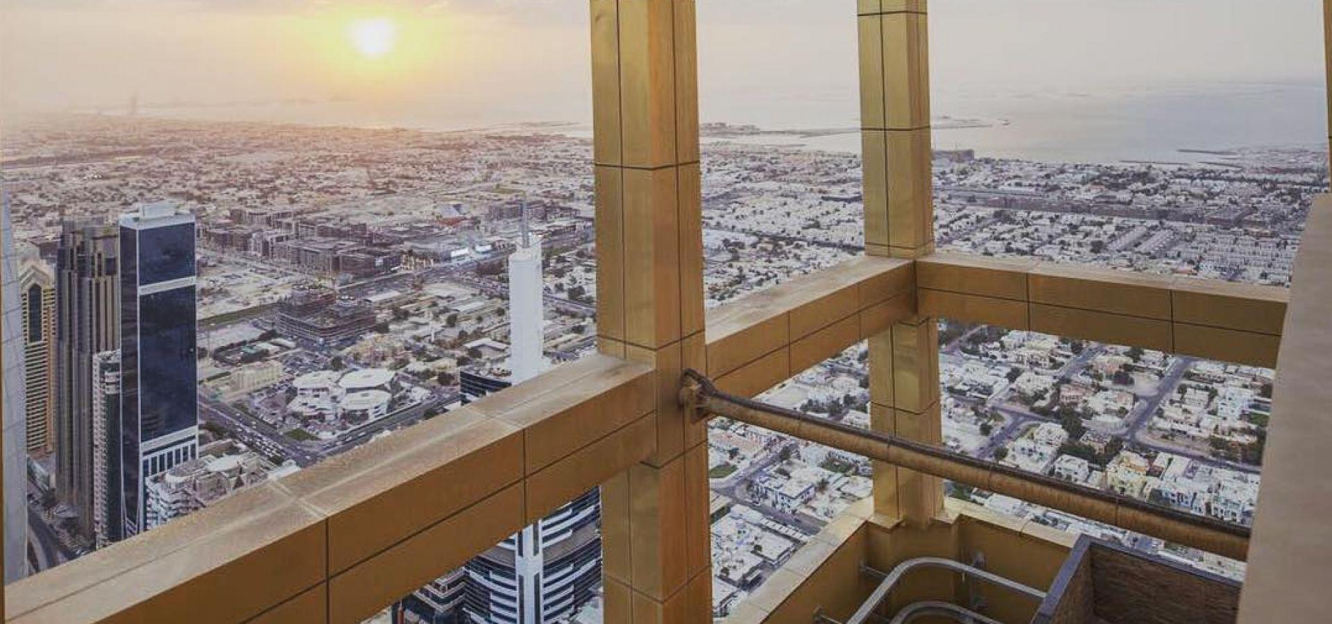 Pogled na Dubai s vrha - Avaz