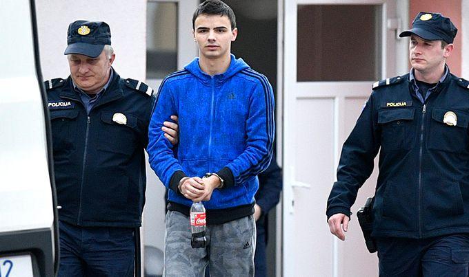 Mladiću iz Kiseljaka počelo suđenje za masakriranje mlade trudnice: Ledeni osmijeh svirepog ubice!