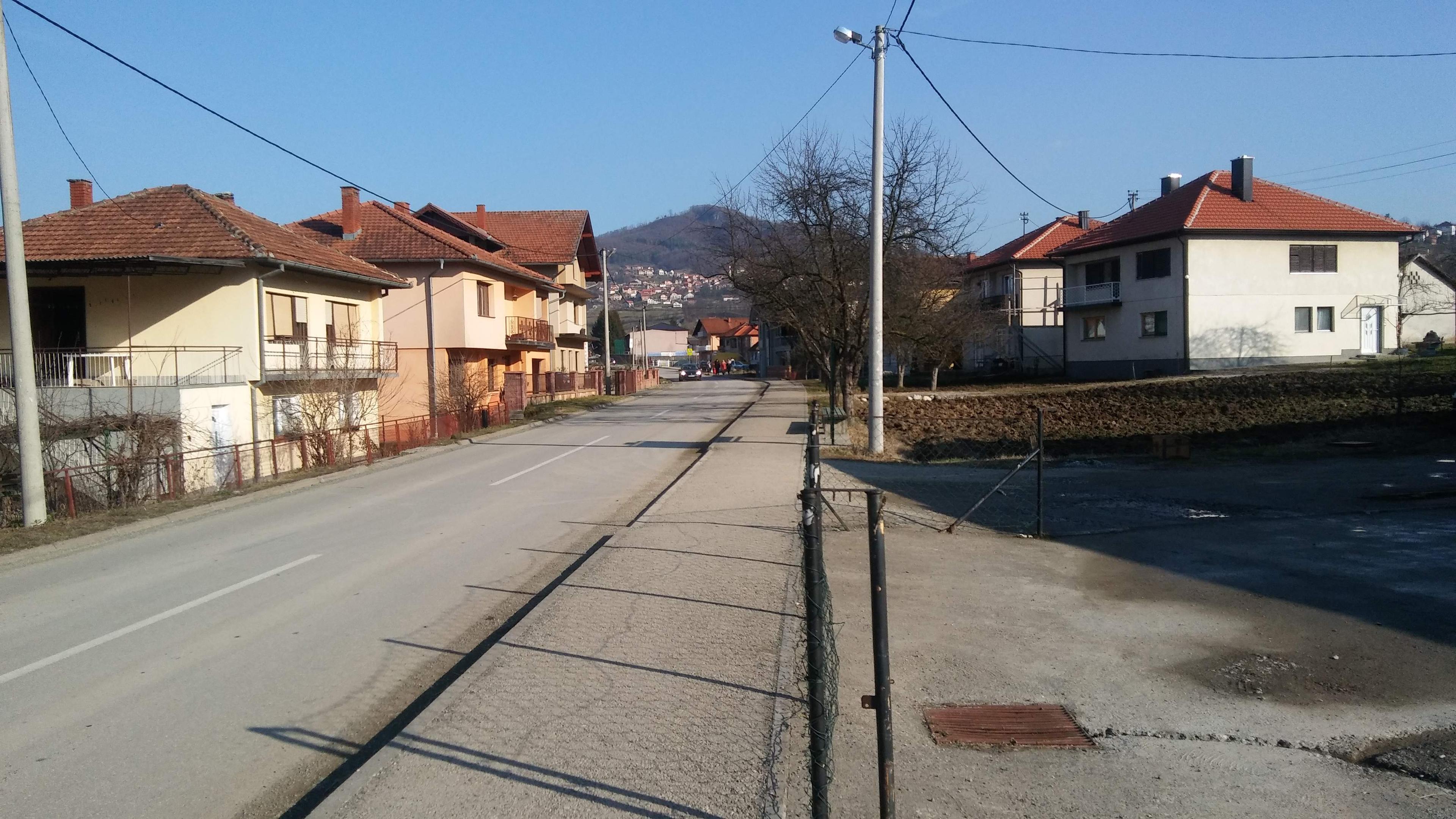 Mještani zaseoka Kruščik traže zaštitu od policije: Lokalne kabadahije kucaju im na prozore i traže pare