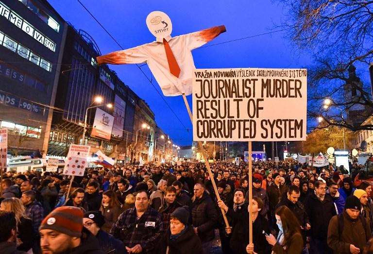 Protesti u Slovačkoj: Desetine hiljada ljudi traže smjenu vlade