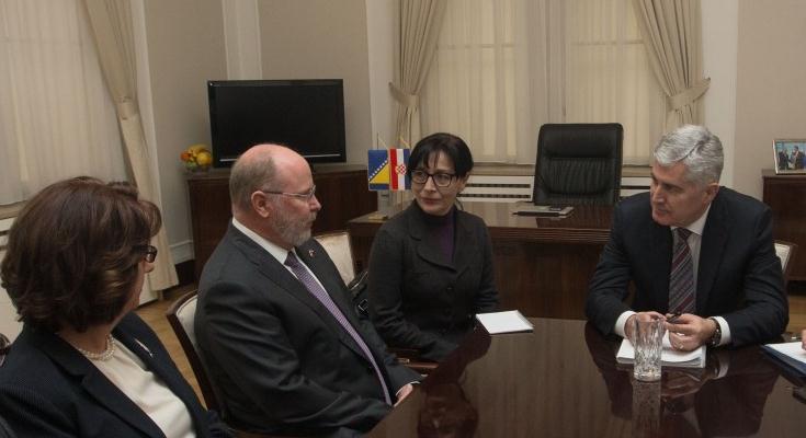 Čović razgovarao s ambasadorima Kormak i Kohorstom