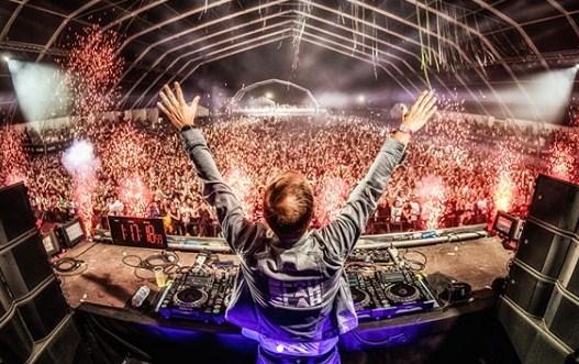 DJ Armin zatvorio Ultru: Smrt Aviciija je upozorenje svima