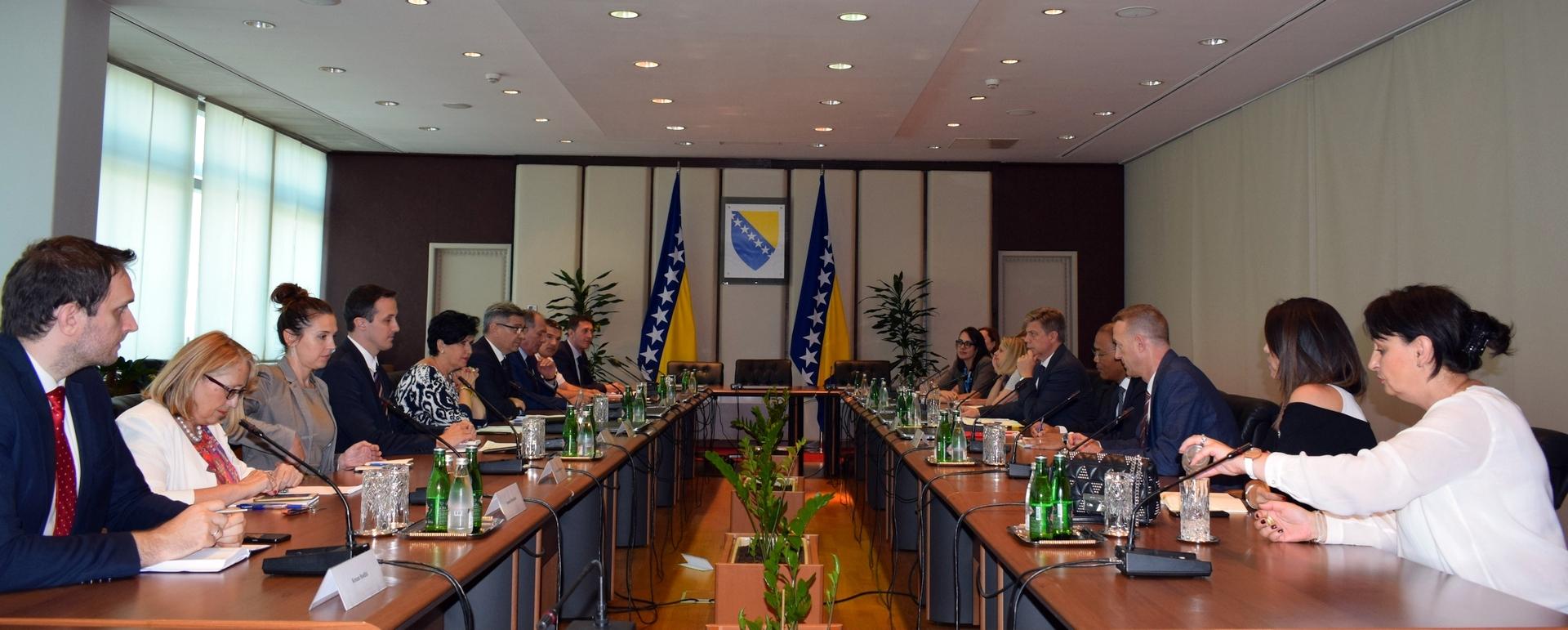 Održan sastanak predstavnika institucija BiH i međunarodnih organizacija u vezi s migrantima