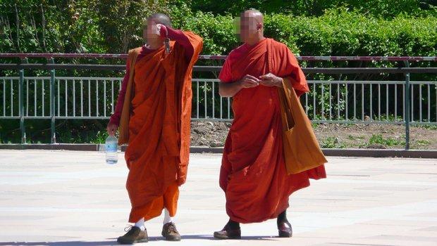 Putujući lažni budistički monasi godinama su aktuelna tema - Avaz