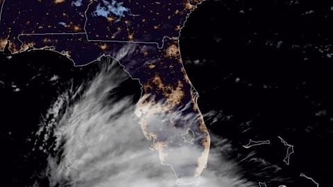 Tropska oluja Majkl postala uragan i uskoro udara na Floridu