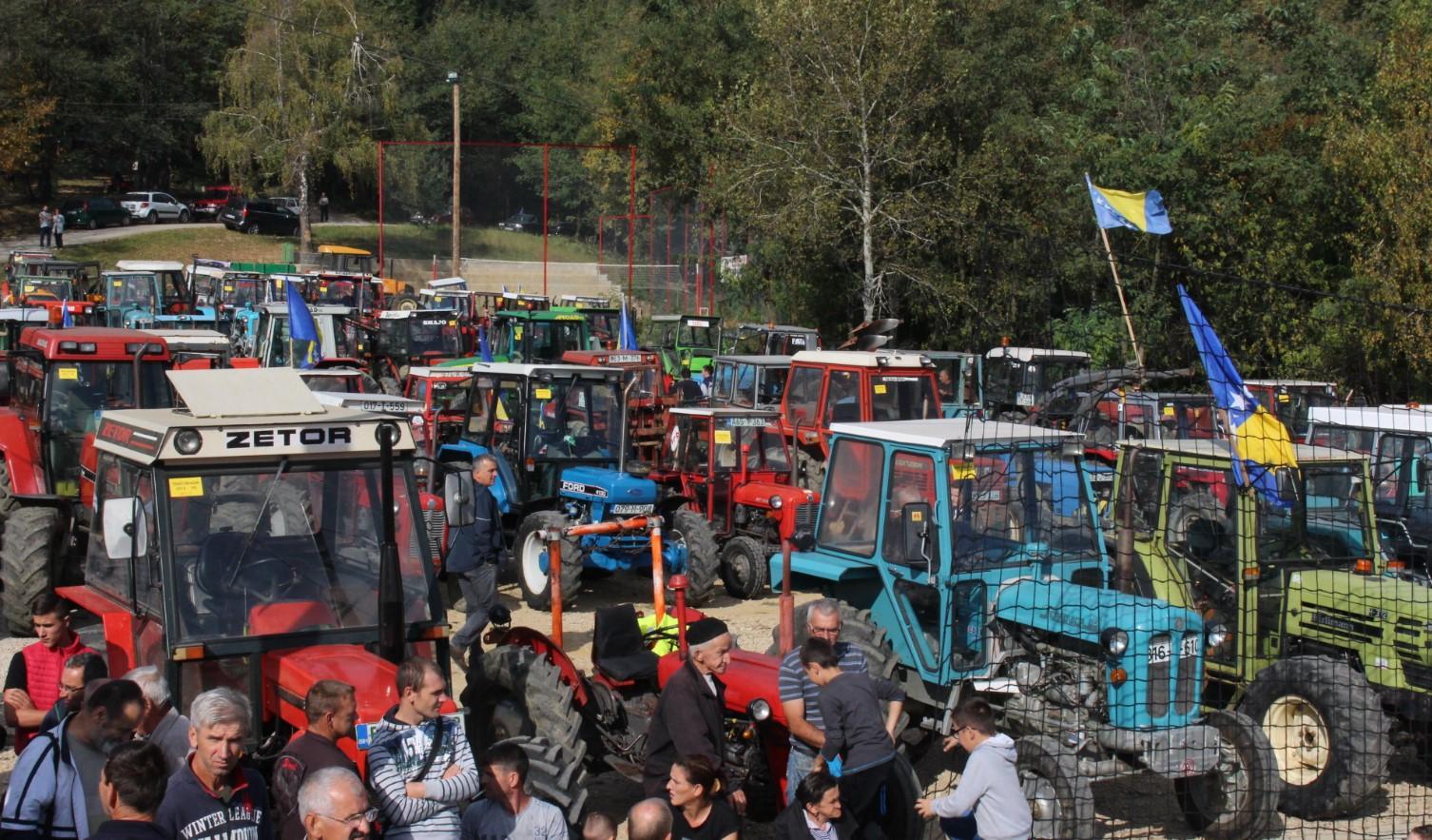 Druga traktorijada "Vis 2018" okupila više od stotinu učesnika - Avaz