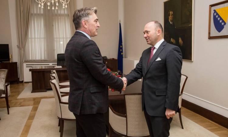 Komšić primio u oproštajnu posjetu ambasadora Republike Austrije