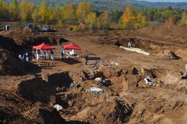 U Kongu pronađeno najmanje 15 masovnih grobnica