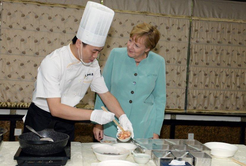 Merkel voli kuhati - Avaz
