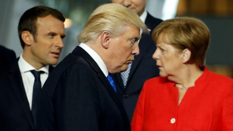 Donald Tram i Angela Merkel - Avaz