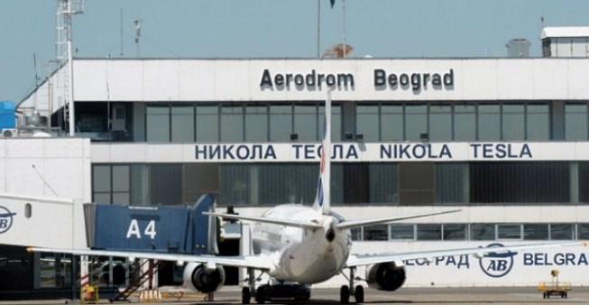 Uzbuna na aerodromu u Beogradu: Evakuirano 130 ljudi zbog dojave o bombi