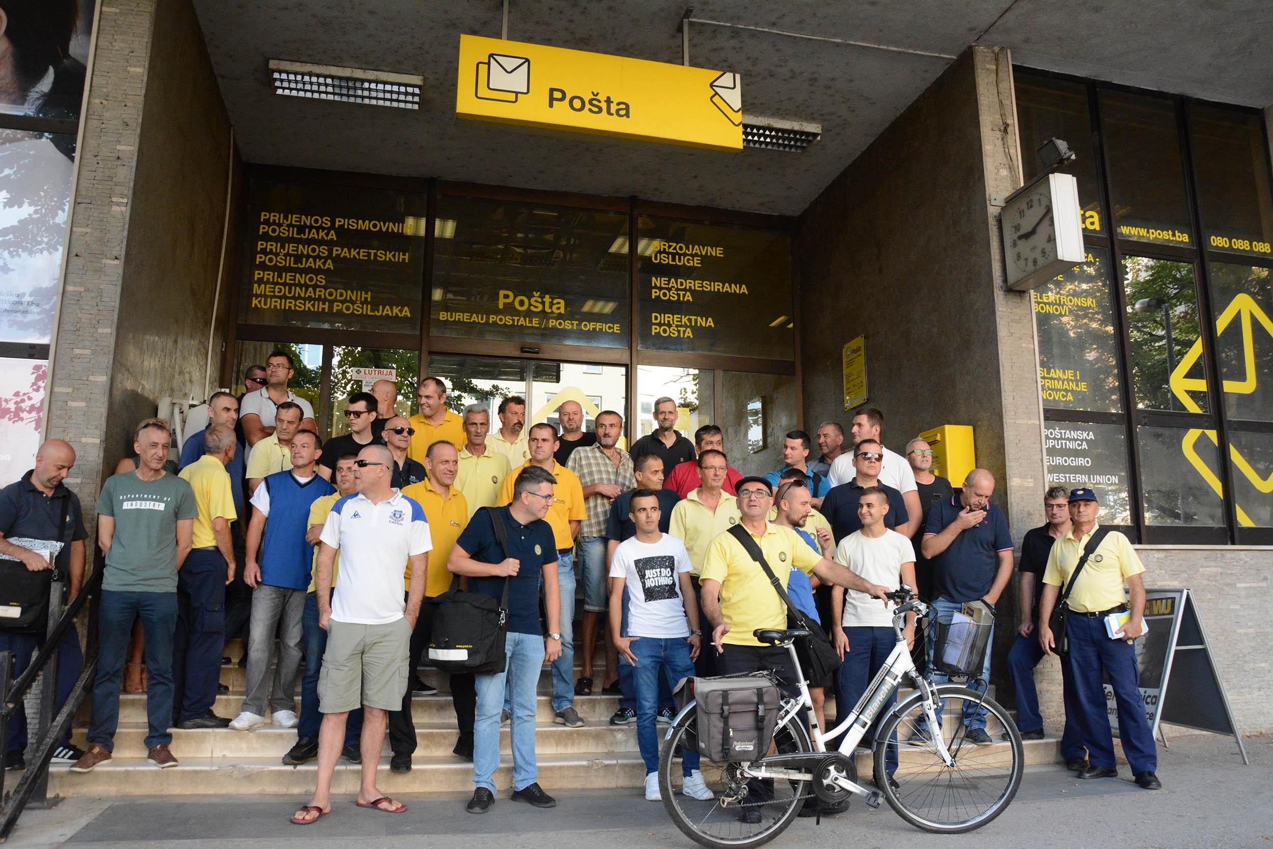 Štrajk u Mostaru: Poštari traže više plaće i zaustavljanje mobinga