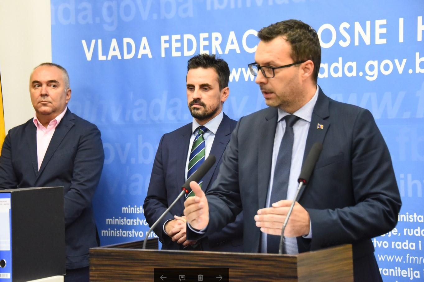 Džindić: Ratni dug za plin vraćala je samo Federacija BiH