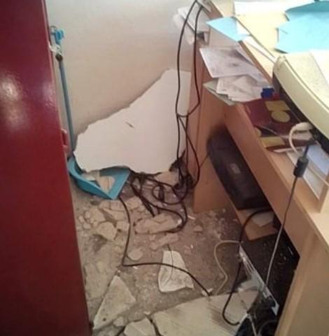 Matičar jedva spasio živu glavu: Zemljotres uništio ured u Berkovićima
