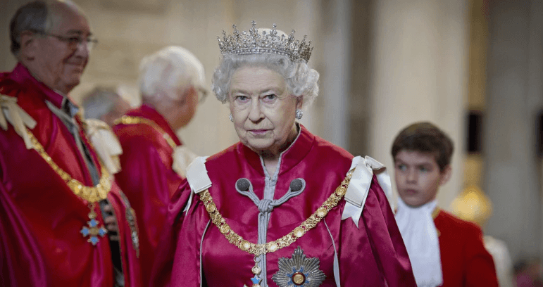 Kraljica Elizabeta II: Ništa od abdikacije - Avaz