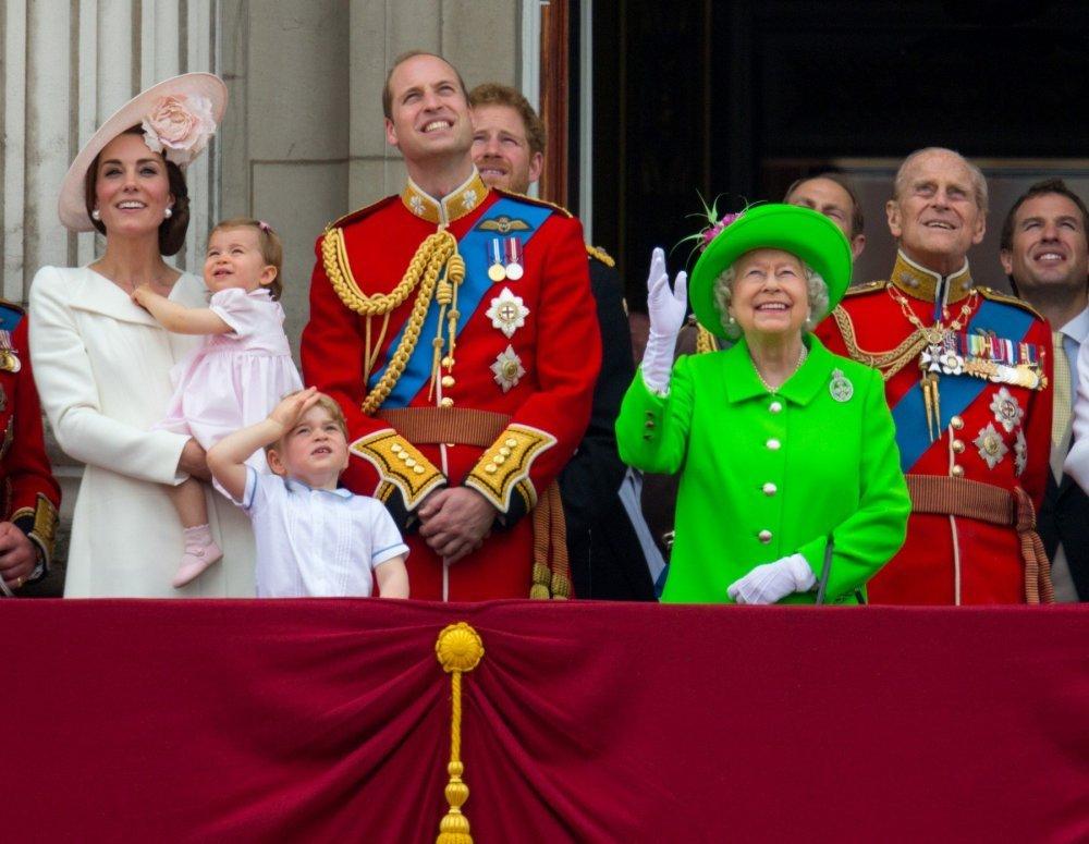 Kraljica Elizabeta najstarija je koju je Britanija ikad imala - Avaz