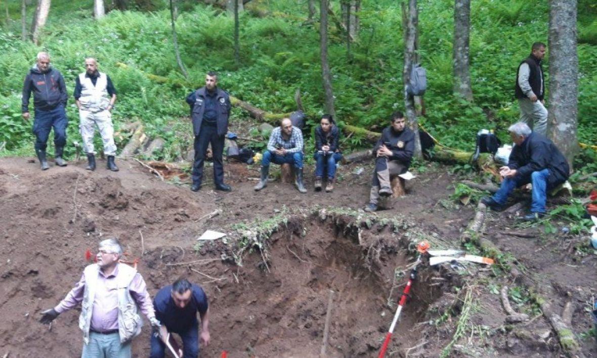Fazlić: Nedostaje kvalitetnih i tačnih informacija o lokacijama grobnica