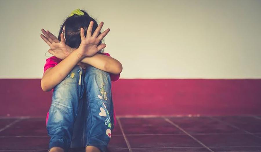 Horor u Laktašima: Pedofil obljubio 13-godišnjakinju naočigled njene majke