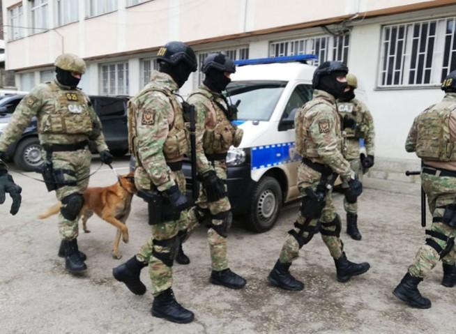 Akcija "Maglić": Hapšenja i pretresi na 28 lokacija, pronađena veća količina novca, oružja i municije