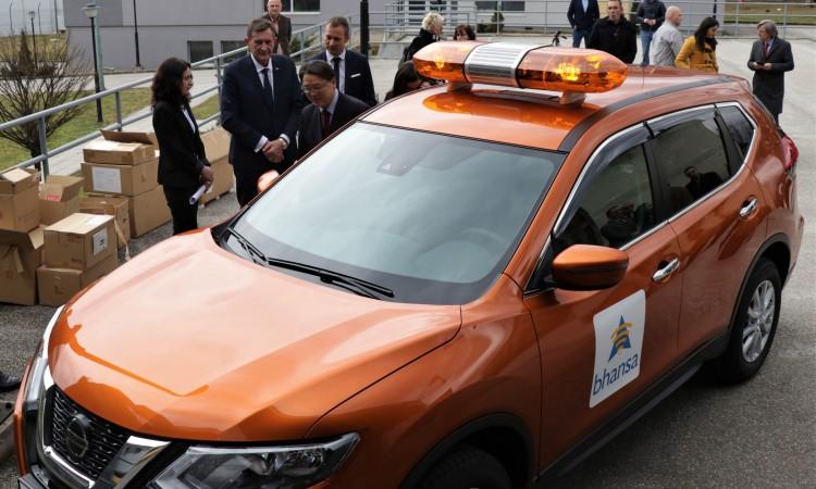 Ministru Vojinu Mitroviću vozilo predao ambasador Sakamoto - Avaz